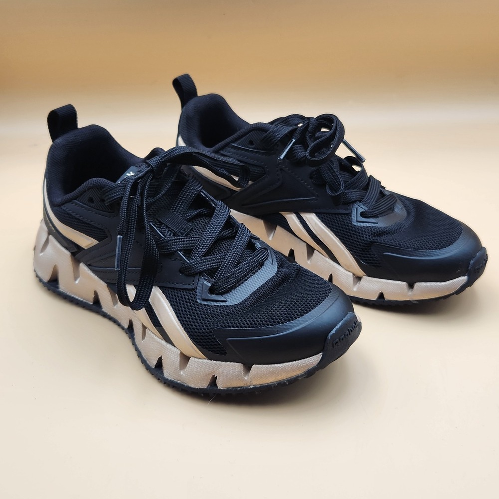 Reebok Zig Dynamica Womens Black Gold Cushioned Athletic Sneakers Shoes 6